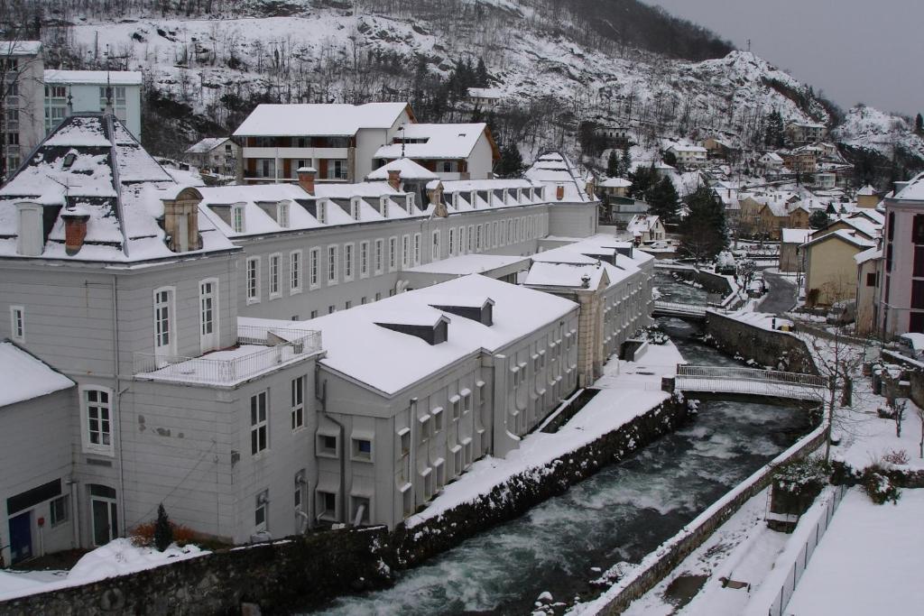Hotel Le Chalet Ax-les-Thermes Exterior photo